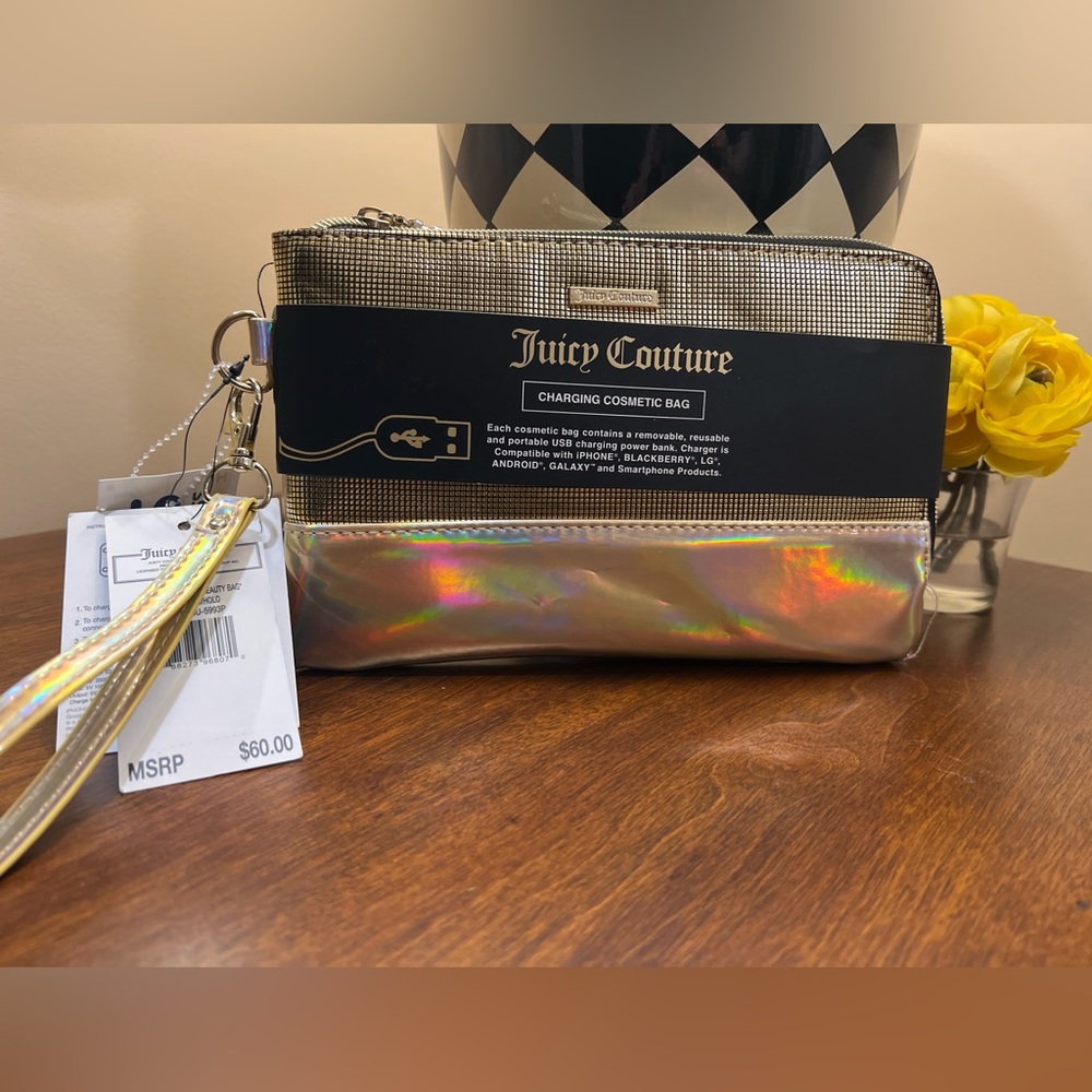 NWT Gold Juicy Couture Wristlet w Phone Charge Port
